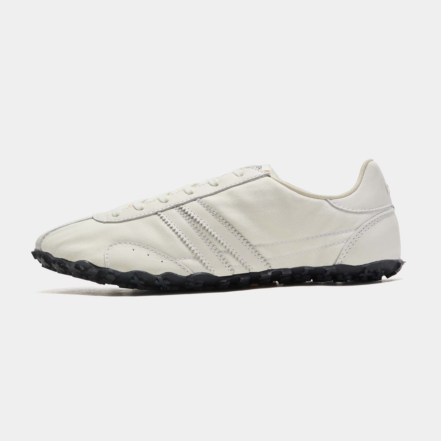 Concorde - White