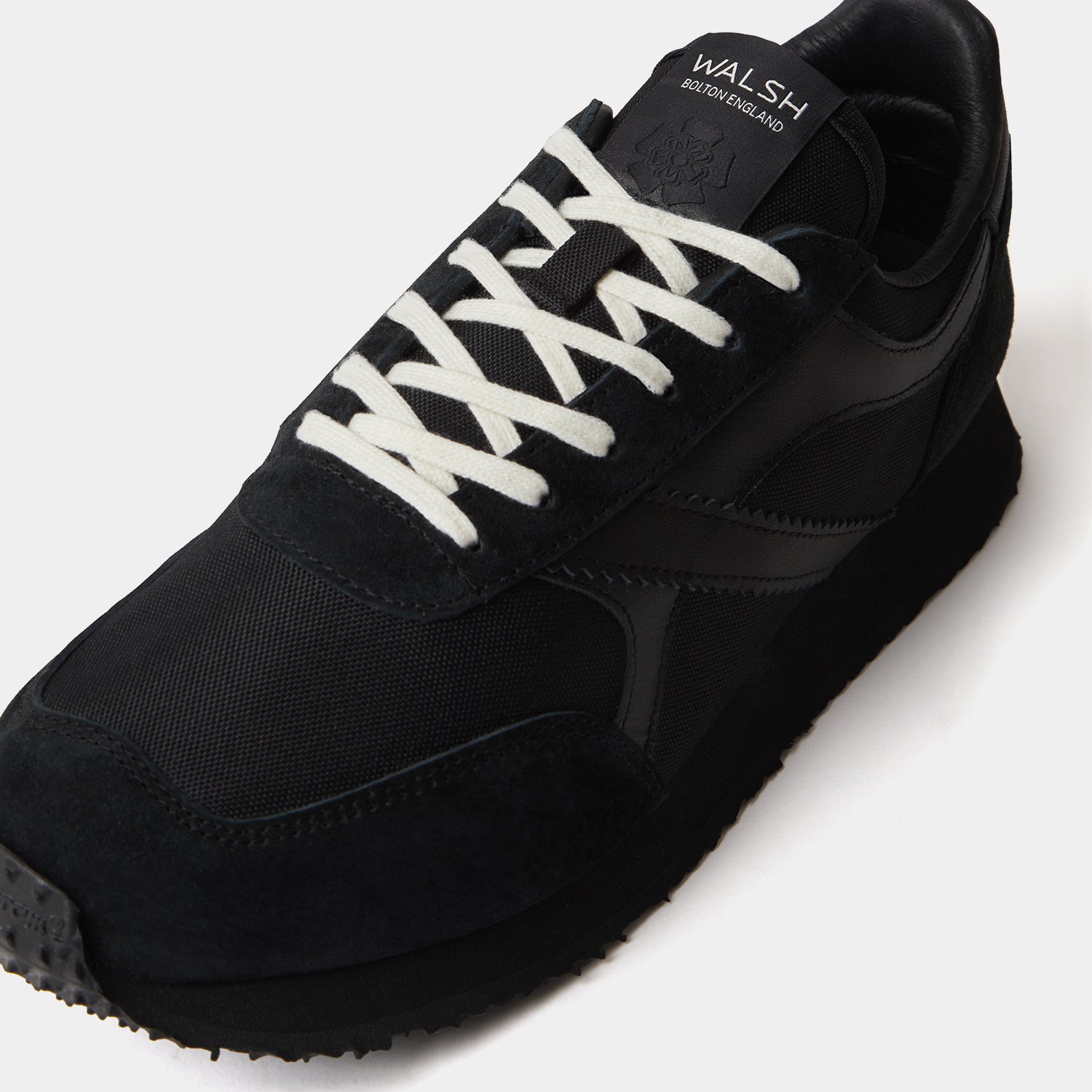 Tornado - Glossy Black