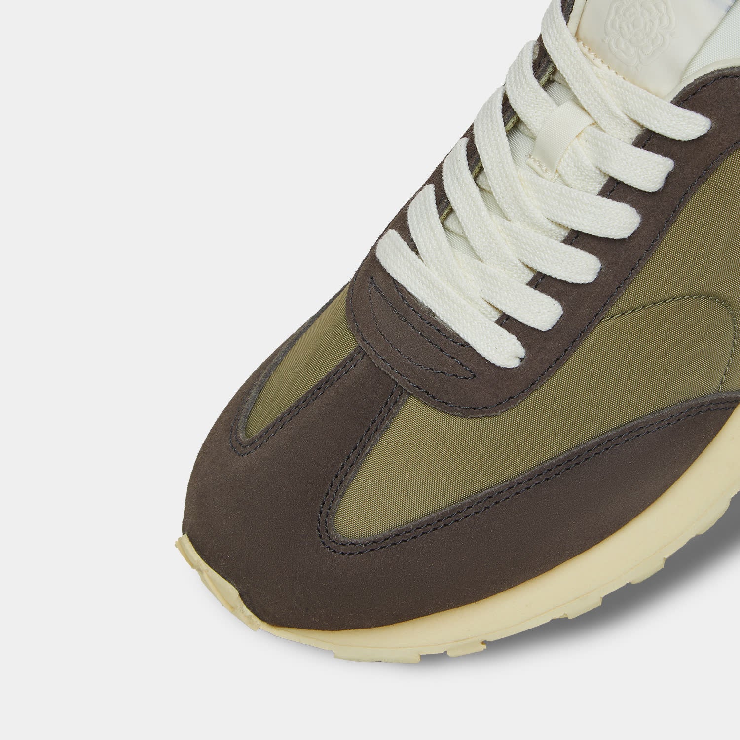 #color_Green & Brown